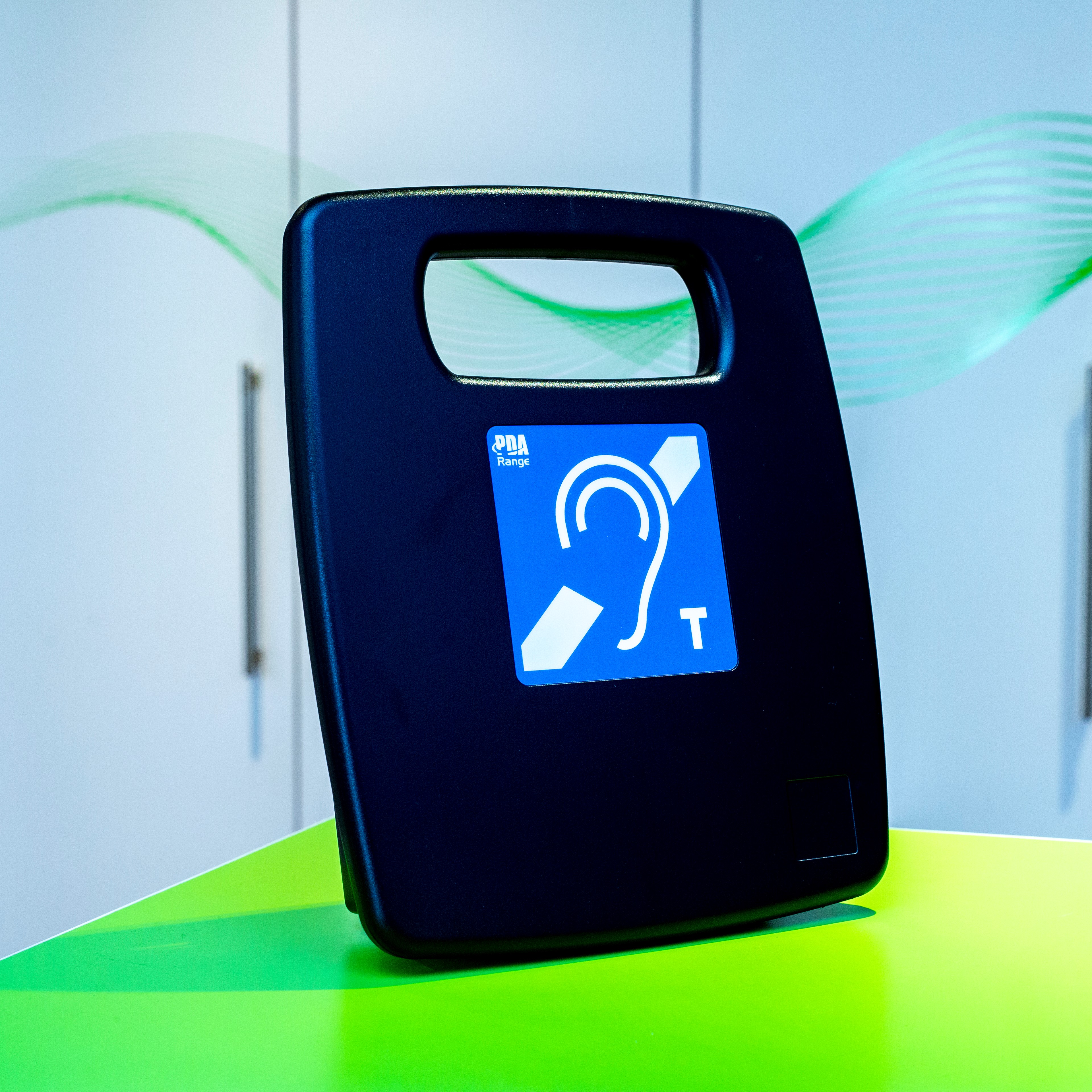 Signet Portable Loop